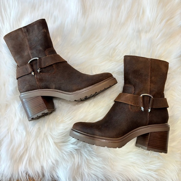 Dolce Vita Dark camros distressed Boots - Picture 1 of 5